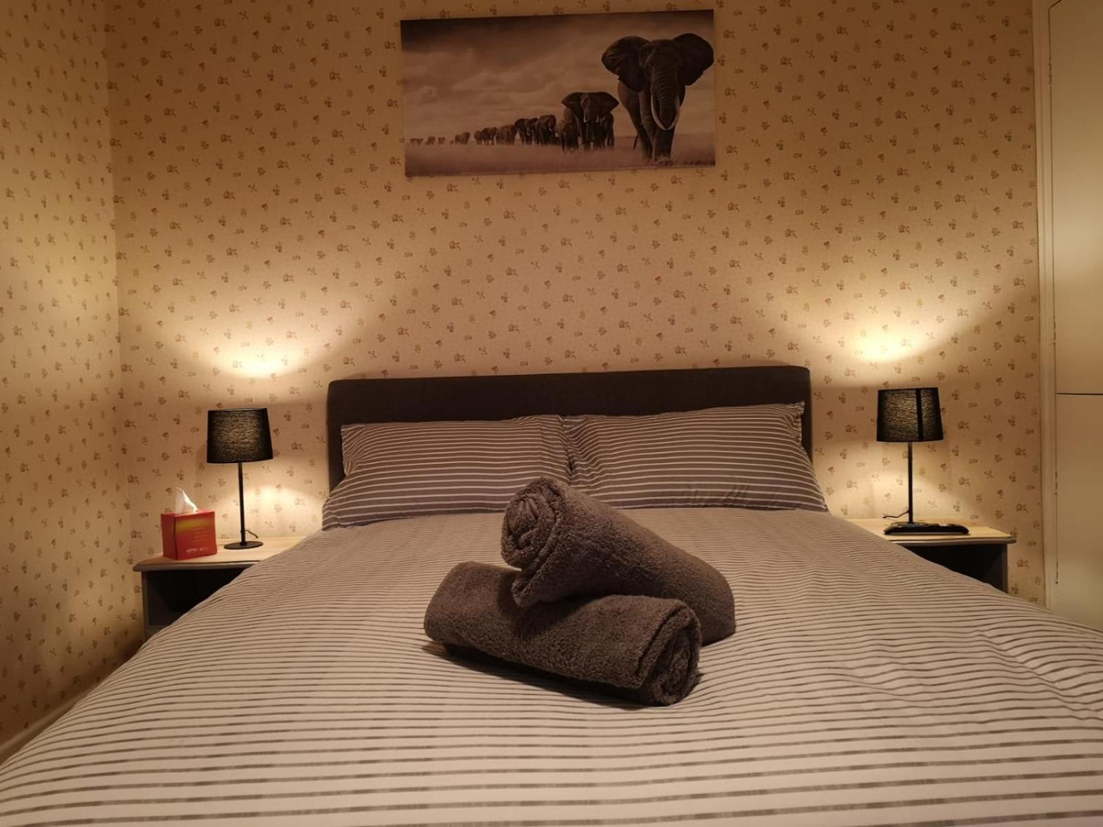 Mossbank House Luton Airport Hotel Екстериор снимка